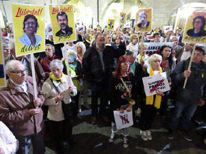 Concentració a la plaça del Vi per la llibertat dels presos polítics, amb Joanjo Bosk