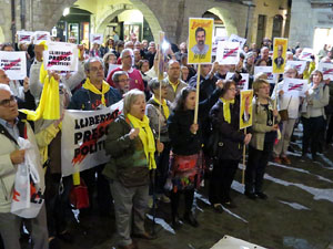 Concentració a la plaça del Vi per la llibertat dels presos polítics, amb Joanjo Bosk
