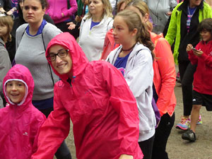 Cursa de la Dona 2018. Concentraci&oacute; i sortida del Parc de la Devesa, cursa pels carrers de Girona i arribada a la Copa