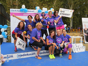 Cursa de la Dona 2018. Concentraci&oacute; i sortida del Parc de la Devesa, cursa pels carrers de Girona i arribada a la Copa