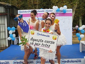 Cursa de la Dona 2018. Concentraci&oacute; i sortida del Parc de la Devesa, cursa pels carrers de Girona i arribada a la Copa