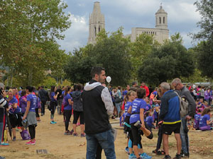 Cursa de la Dona 2018. Concentraci&oacute; i sortida del Parc de la Devesa, cursa pels carrers de Girona i arribada a la Copa