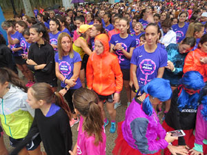 Cursa de la Dona 2018. Concentraci&oacute; i sortida del Parc de la Devesa, cursa pels carrers de Girona i arribada a la Copa