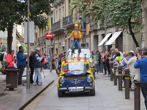 Cadena humana 'Fem-ne Via' entre Sant Juli&agrave; de Ramis i Aiguaviva