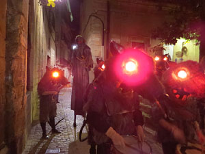 Fires 2018. La Beatufarra, descens del Beatusaure per les escales de la Catedral de Girona