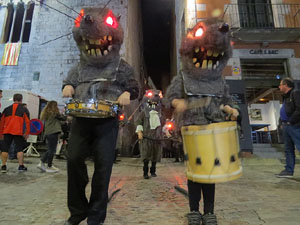 Fires 2018. La Beatufarra, descens del Beatusaure per les escales de la Catedral de Girona