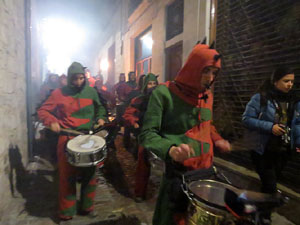 Fires 2018. La Beatufarra, descens del Beatusaure per les escales de la Catedral de Girona