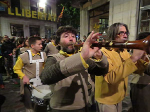 Fires 2018. La Beatufarra, descens del Beatusaure per les escales de la Catedral de Girona