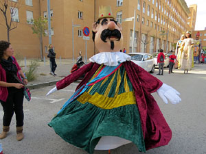 Fires 2018. 37a. Trobada de Gegants de Fires de Sant Narcís. La cercavila