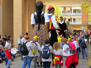 Fires 2018. 37a. Trobada de Gegants de Fires de Sant Narcís. La cercavila