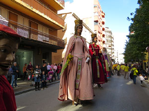 Fires 2018. 37a. Trobada de Gegants de Fires de Sant Narcís. La cercavila