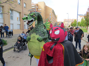 Fires 2018. 37a. Trobada de Gegants de Fires de Sant Narcís. La cercavila