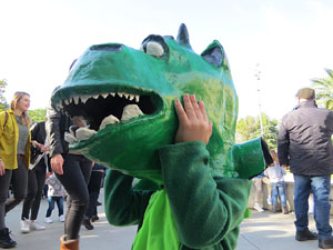 Fires 2018. 37a. Trobada de Gegants de Fires de Sant Narc&iacute;s. La plantada