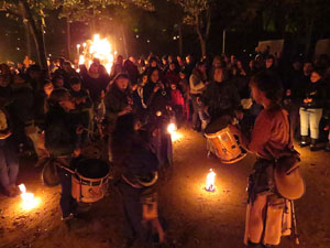 Fires 2018. Espectacle de foc i m&uacute;sica Llumin&agrave;ries de Fires, a c&agrave;rrec de Taller de Magn&egrave;sia i Els Berros de la Cort