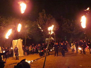 Fires 2018. Espectacle de foc i m&uacute;sica Llumin&agrave;ries de Fires, a c&agrave;rrec de Taller de Magn&egrave;sia i Els Berros de la Cort
