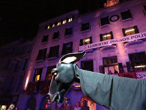 Fires 2018. Preg&oacute; de Fires. Entrada i ballades de capgrossos, gegants i far&agrave;ndula a la pla&ccedil;a del Vi