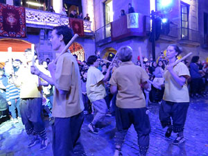 Fires 2018. Preg&oacute; de Fires. Entrada i ballades de capgrossos, gegants i far&agrave;ndula a la pla&ccedil;a del Vi