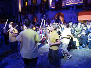 Fires 2018. Preg&oacute; de Fires. Entrada i ballades de capgrossos, gegants i far&agrave;ndula a la pla&ccedil;a del Vi