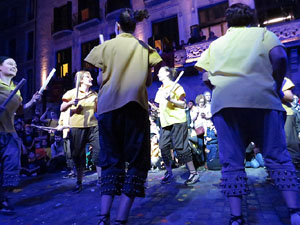 Fires 2018. Preg&oacute; de Fires. Entrada i ballades de capgrossos, gegants i far&agrave;ndula a la pla&ccedil;a del Vi