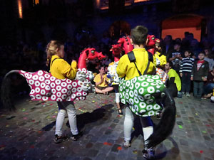 Fires 2018. Preg&oacute; de Fires. Entrada i ballades de capgrossos, gegants i far&agrave;ndula a la pla&ccedil;a del Vi
