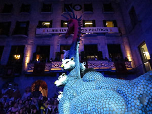 Fires 2018. Preg&oacute; de Fires. Entrada i ballades de capgrossos, gegants i far&agrave;ndula a la pla&ccedil;a del Vi