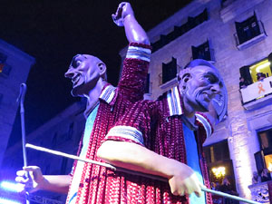 Fires 2018. Preg&oacute; de Fires. Entrada i ballades de capgrossos, gegants i far&agrave;ndula a la pla&ccedil;a del Vi