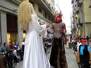 Fires 2018. Preg&oacute; de Fires. Les cercaviles de gegants i capgrossos fins la pla&ccedil;a del Vi