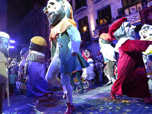 Fires 2018. Preg&oacute; de Fires. Balls de l'&Agrave;liga i els gegants de la ciutat