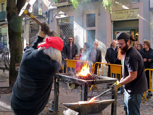 Fira d'Artesania al carrer Ballesteries