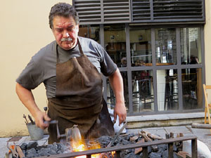 Fira d'Artesania al carrer Ballesteries