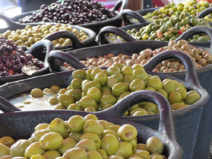 Fires 2018. Fira del Dibuix, la Pintura i la Fotografia a la Rambla de la Llibertat i la pla&ccedil;a del Vi, i Fira de l'Alimentaci&oacute