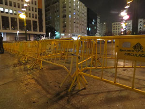 Manifestaci&oacute; antifeixista per un acte pol&iacute;tic de la plataforma Borb&ograve;nia amb el suport de Vox, a la pla&ccedil;a de l'U d'octubre del 2017