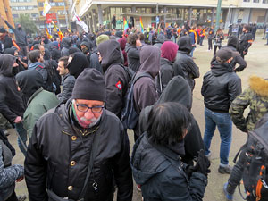 Manifestaci&oacute; antifeixista per un acte pol&iacute;tic de la plataforma Borb&ograve;nia amb el suport de Vox, a la pla&ccedil;a de l'U d'octubre del 2017