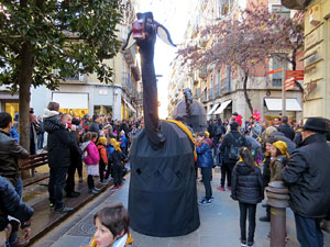 Nadal 2018 a Girona. Els Pastorets de la Mula Baba a la pla&ccedil;a del Pallol