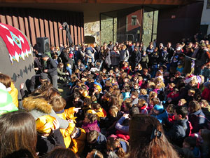 Nadal 2018 a Girona. Els Pastorets de la Mula Baba a la pla&ccedil;a del Pallol