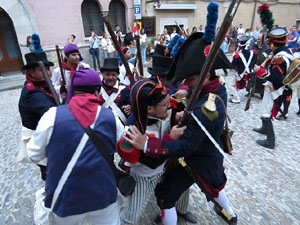 XI Festa Reviu els Setges Napole&ograve;nics de Girona. Combats a la pla&ccedil;a dels Ap&ograve;stols
