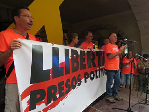 Assaig de la manifestaci&oacute; de l'11 de setembre a la pla&ccedil;a del Vi