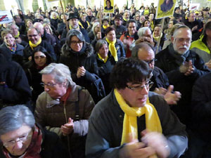Concentraci&oacute; a la pla&ccedil;a del Vi per la independ&egrave;ncia i la llibertat dels presos pol&iacute;tics