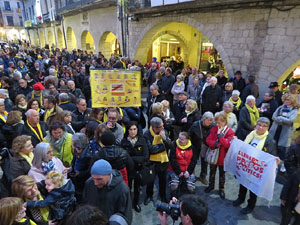 Concentraci&oacute; a la pla&ccedil;a del Vi per la independ&egrave;ncia i la llibertat dels presos pol&iacute;tics