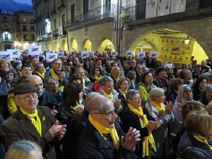 Concentraci&oacute; a la pla&ccedil;a del Vi per la independ&egrave;ncia i la llibertat dels presos pol&iacute;tics