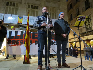 Concentraci&oacute; a la pla&ccedil;a del Vi per la independ&egrave;ncia i la llibertat dels presos pol&iacute;tics