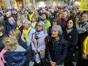 Concentraci&oacute; a la pla&ccedil;a del Vi per la independ&egrave;ncia i la llibertat dels presos pol&iacute;tics