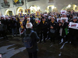 Concentració a la plaça del Vi per la independència i la llibertat dels presos polítics