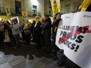 Concentració a la plaça del Vi per la independència i la llibertat dels presos polítics