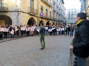 Concentraci&oacute; a la pla&ccedil;a del Vi el dijous 15 de mar&ccedil; de 2018