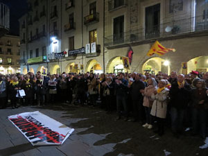 Concentraci&oacute; a la pla&ccedil;a del Vi per la independ&egrave;ncia i la llibertat dels presos pol&iacute;tics