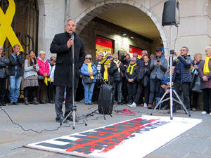 Concentraci&oacute; a la pla&ccedil;a del Vi per la independ&egrave;ncia i la llibertat dels presos pol&iacute;tics