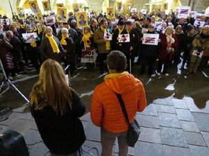 Concentraci&oacute; a la pla&ccedil;a del Vi per la independ&egrave;ncia i la llibertat dels presos pol&iacute;tics