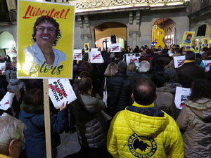 Concentraci&oacute; a la pla&ccedil;a del Vi per la independ&egrave;ncia i la llibertat dels presos pol&iacute;tics