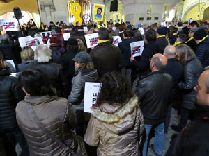 Concentraci&oacute; a la pla&ccedil;a del Vi per la independ&egrave;ncia i la llibertat dels presos pol&iacute;tics